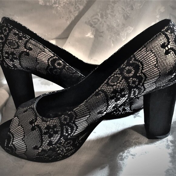 None Shoes - Black and Silver Lace Look Toeless Pump